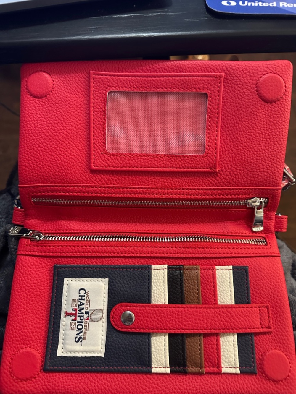 Red Embroidered Crossbody Bag Texas Rangers - Picture 3 of 6